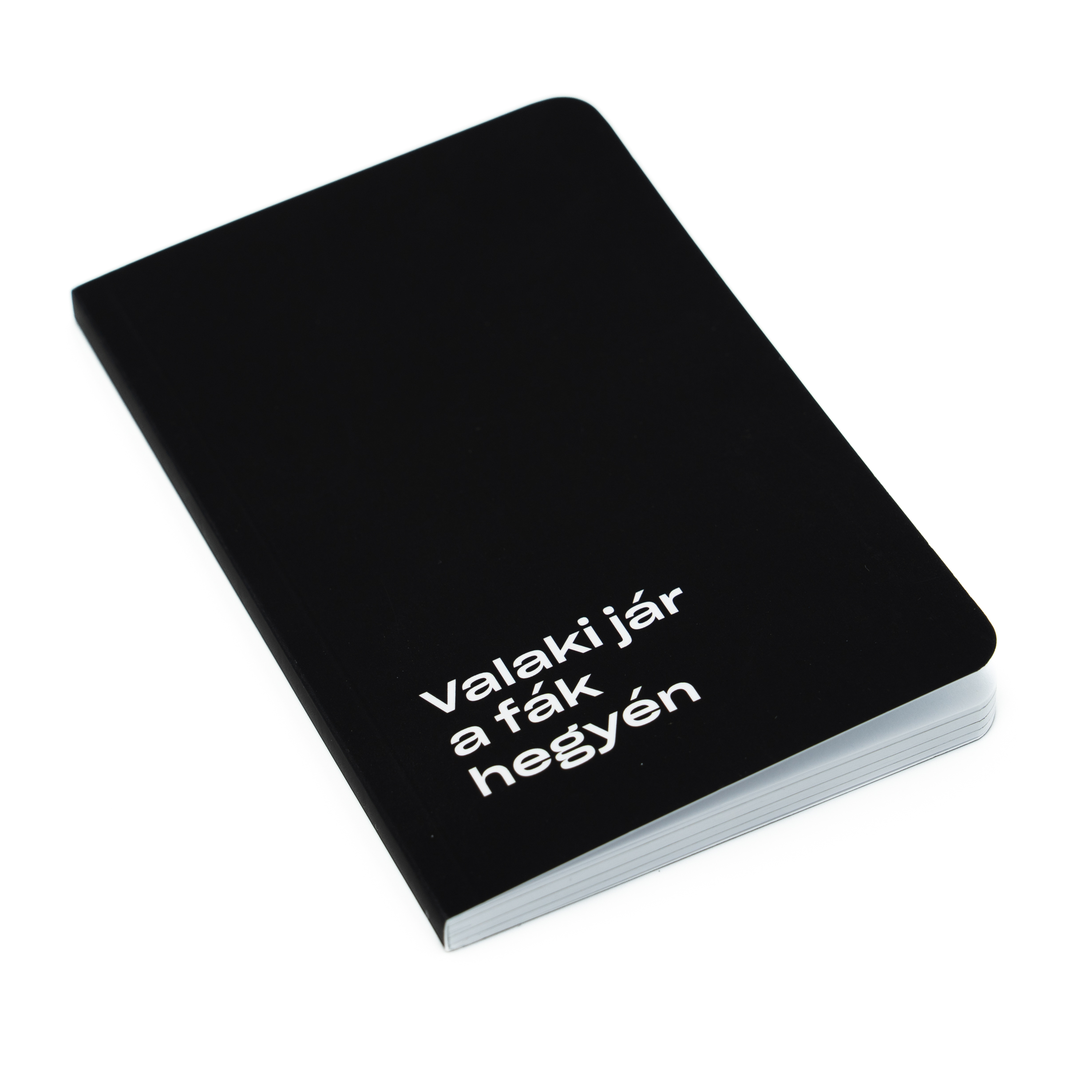 V07 - Valaki jár a fák hegyén